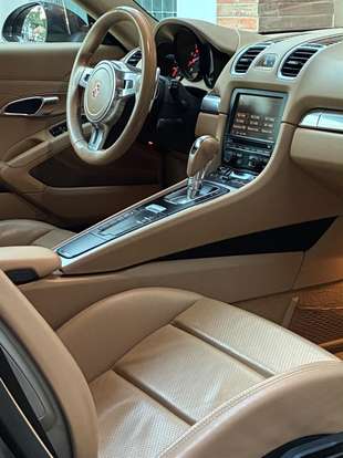 PORSCHE-CAYMAN-2013