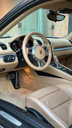 PORSCHE-CAYMAN-2013