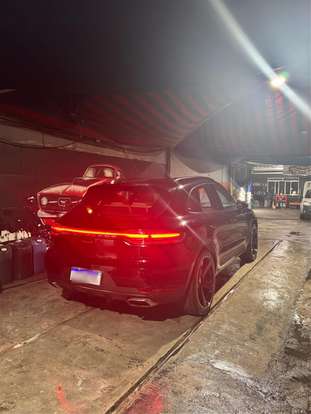 PORSCHE-MACAN-2019