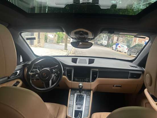 PORSCHE-MACAN-2018