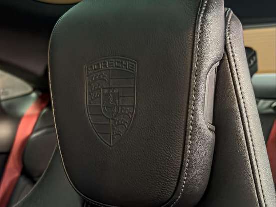 PORSCHE-TAYCAN-4S ELÉTRICO PORSCHE-TAYCAN-2020