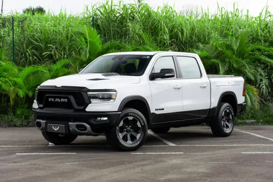RAM 1500 5.7 V8 GASOLINA REBEL CD 4X4 AUTOMÁTICO