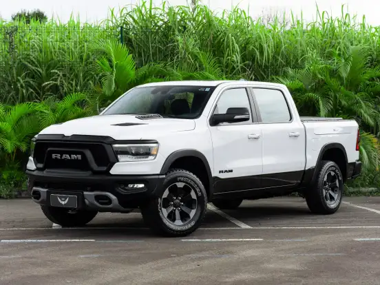 RAM-1500-5.7 V8 GASOLINA REBEL CD 4X4 AUTOMÁTICO RAM-1500-2020