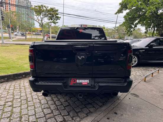 RAM-1500-5.7 V8 GASOLINA REBEL CD 4X4 AUTOMÁTICO RAM-1500-2020