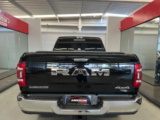 RAM-2500-6.7 I6 TURBO DIESEL LARAMIE CD 4X4 AUTOMÁTICO RAM-2500-2022