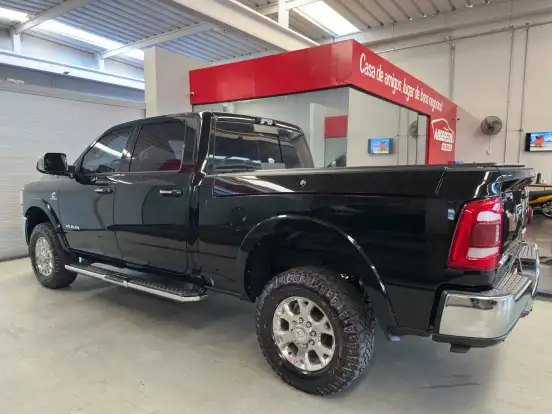 RAM-2500-6.7 I6 TURBO DIESEL LARAMIE CD 4X4 AUTOMÁTICO RAM-2500-2022