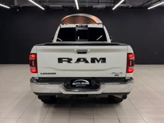 RAM-2500-6.7 I6 TURBO DIESEL LARAMIE CD 4X4 AUTOMÁTICO RAM-2500-2021