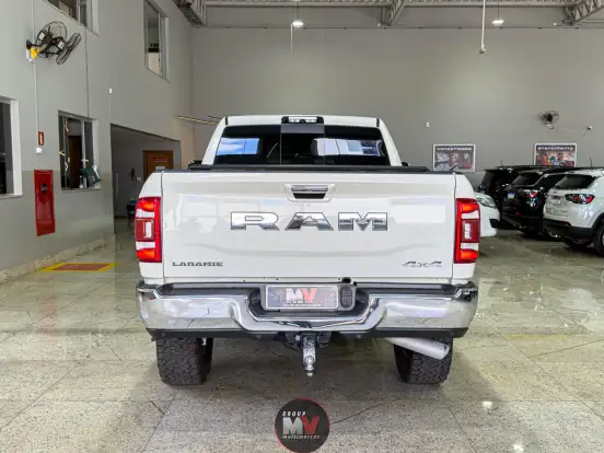 RAM-2500-6.7 I6 TURBO DIESEL LARAMIE CD 4X4 AUTOMÁTICO RAM-2500-2020