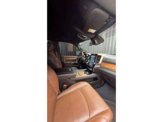 RAM-3500-6.7 I6 TURBO DIESEL LIMITED LONGHORN CD 4X4 AUTOMÁTICO RAM-3500-2022