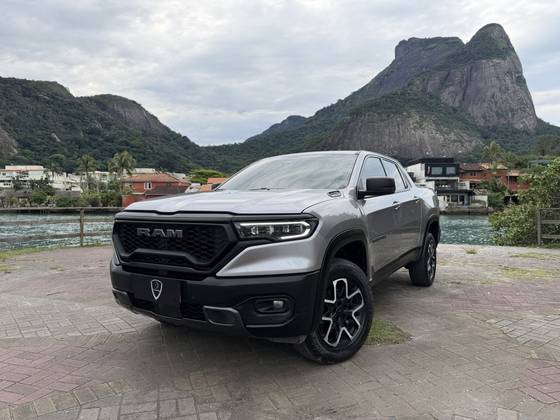 RAM RAMPAGE 2.0 HURRICANE 4 TURBO GASOLINA REBEL 4X4 AUTOMÁTICO