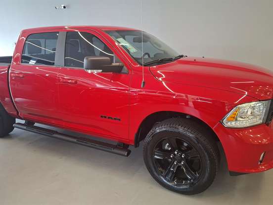 RAM-CLASSIC-5.7 V8 GASOLINA LARAMIE CD 4X4 AUTOMÁTICO RAM-CLASSIC-2023