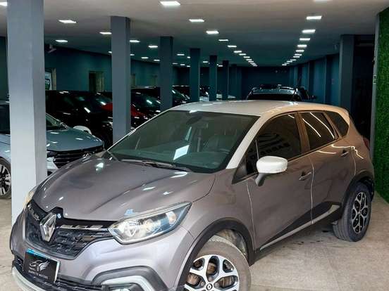 RENAULT-CAPTUR-2021