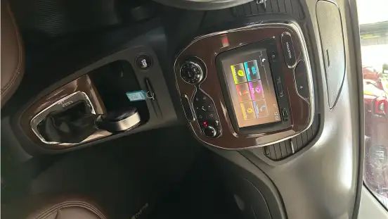 RENAULT-CAPTUR-2017