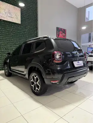 RENAULT-DUSTER-2022