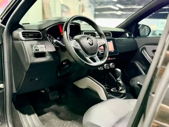 RENAULT-DUSTER-2021