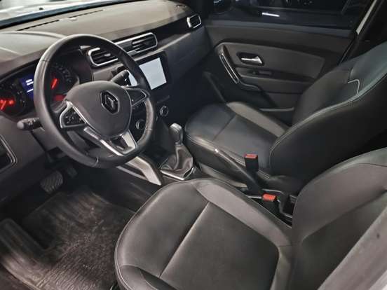 RENAULT-DUSTER-2023