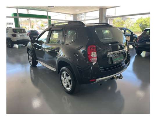 RENAULT-DUSTER-2012