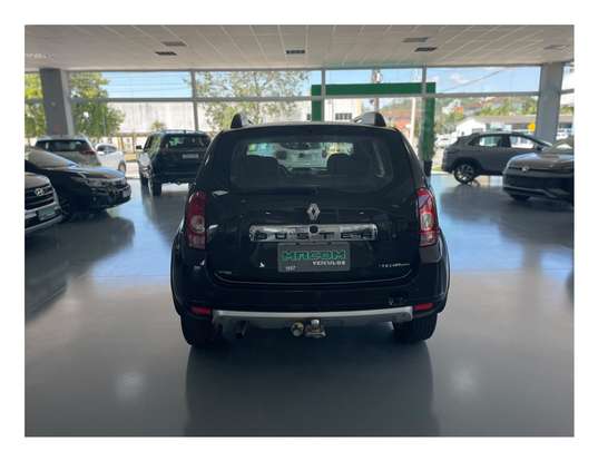 RENAULT-DUSTER-2012