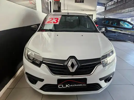 RENAULT-LOGAN-2022