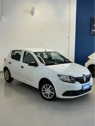 RENAULT-SANDERO-2019