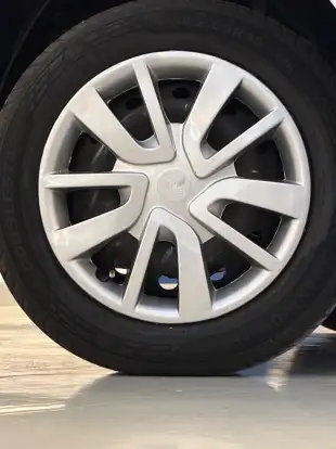 RENAULT-SANDERO-2019
