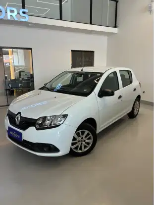 RENAULT-SANDERO-2019