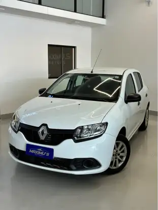 RENAULT-SANDERO-2019