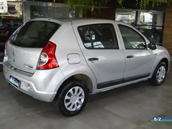 RENAULT-SANDERO-1.0 EXPRESSION 16V FLEX 4P MANUAL RENAULT-SANDERO-2010