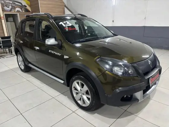 RENAULT SANDERO 1.6 STEPWAY 16V FLEX 4P MANUAL