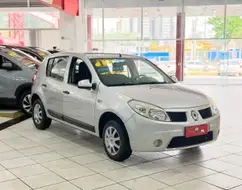RENAULT SANDERO 1.0 EXPRESSION 16V FLEX 4P MANUAL RENAULT SANDERO 1.0 EXPRESSION 16V FLEX 4P MANUAL