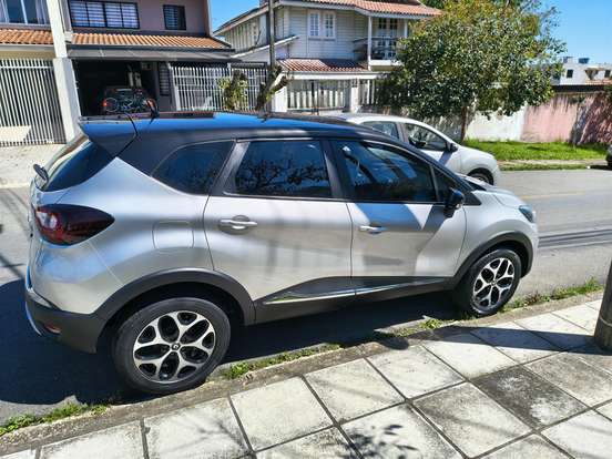 RENAULT-CAPTUR-2018