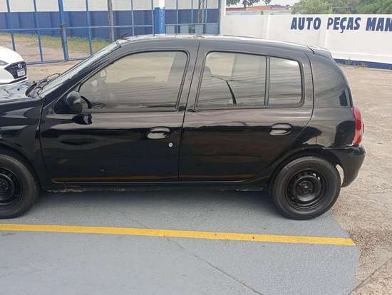 RENAULT-CLIO-2013