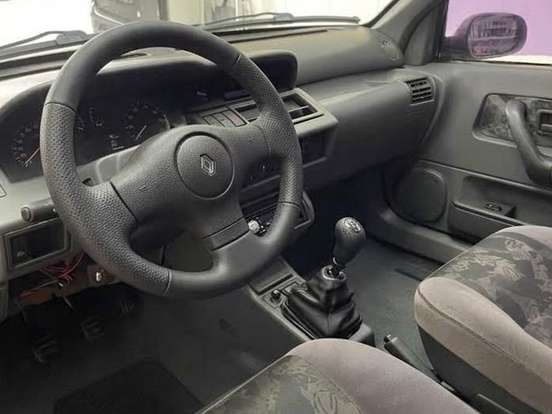 RENAULT-CLIO-1.6 RT 8V GASOLINA 4P MANUAL RENAULT-CLIO-1996