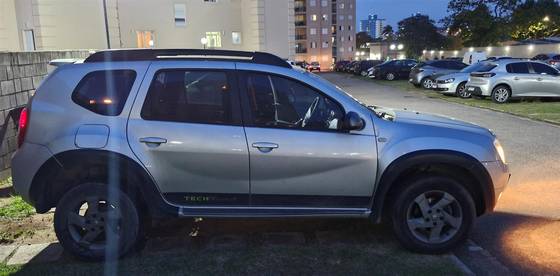 RENAULT DUSTER 2.0 TECH ROAD 4X2 16V FLEX 4P MANUAL
