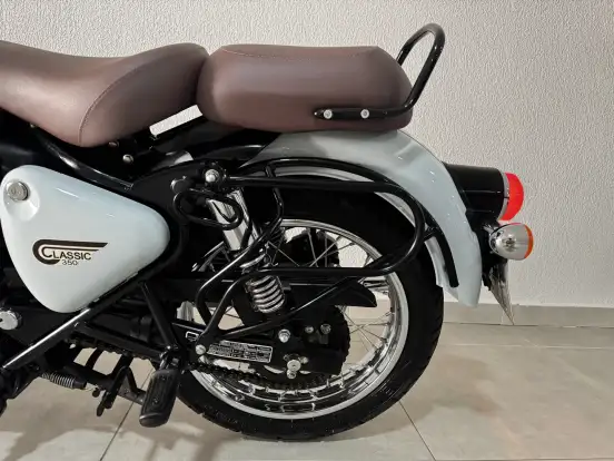 ROYAL ENFIELD-CLASSIC 350-2023