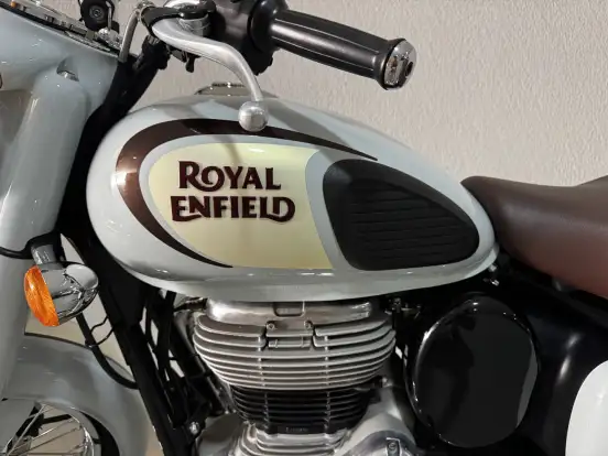 ROYAL ENFIELD-CLASSIC 350-2023