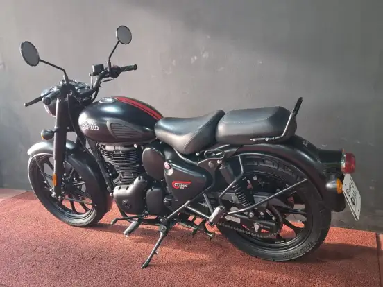 ROYAL ENFIELD-CLASSIC 350 ROYAL ENFIELD-CLASSIC 350-2024