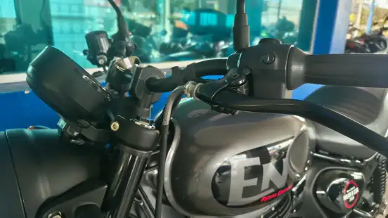 ROYAL ENFIELD-HUNTER 350-2024