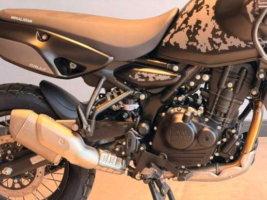 ROYAL ENFIELD-HIMALAYAN 450 MANA BLACK ROYAL ENFIELD-HIMALAYAN 450 MANA BLACK-2026