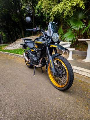 ROYAL ENFIELD-HIMALAYAN 450 HANLE BLACK-2025