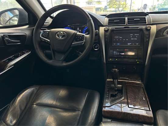 TOYOTA-CAMRY-2014