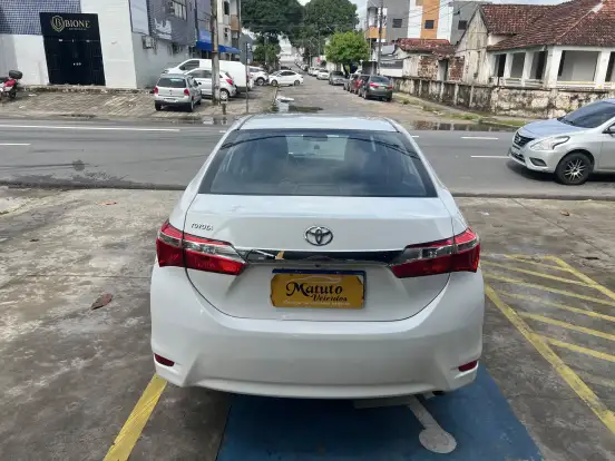 TOYOTA-COROLLA-1.8 GLI 16V FLEX 4P AUTOMÁTICO TOYOTA-COROLLA-2015