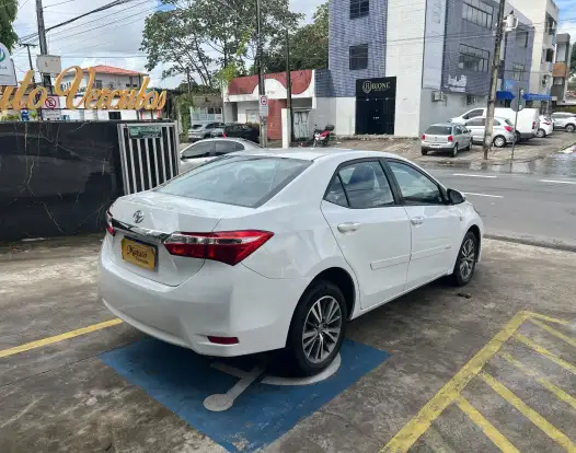 TOYOTA-COROLLA-2015