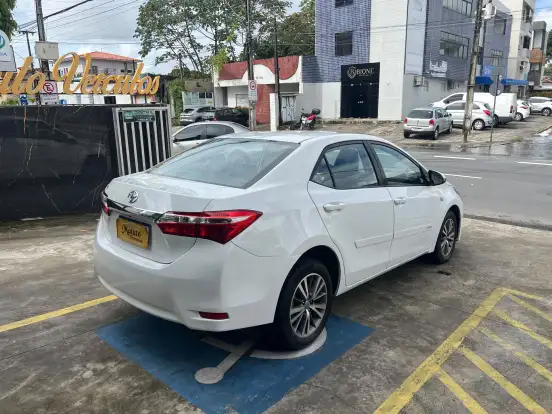 TOYOTA-COROLLA-1.8 GLI 16V FLEX 4P AUTOMÁTICO TOYOTA-COROLLA-2015