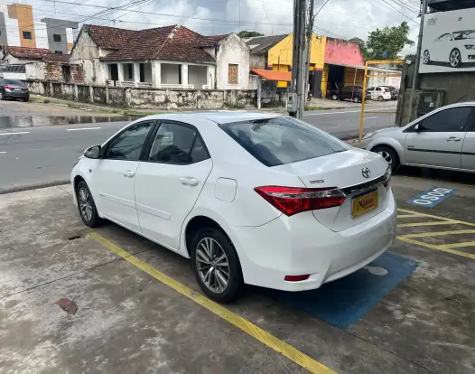 TOYOTA-COROLLA-2015