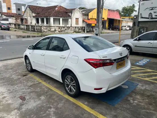 TOYOTA-COROLLA-1.8 GLI 16V FLEX 4P AUTOMÁTICO TOYOTA-COROLLA-2015
