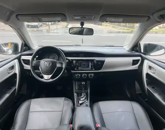 TOYOTA-COROLLA-2015