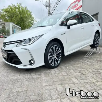 TOYOTA-COROLLA-2023