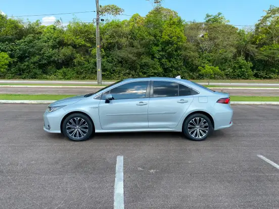 TOYOTA-COROLLA-2020