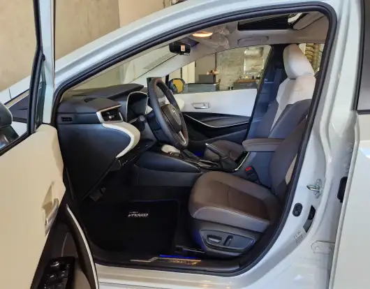 TOYOTA-COROLLA-2026